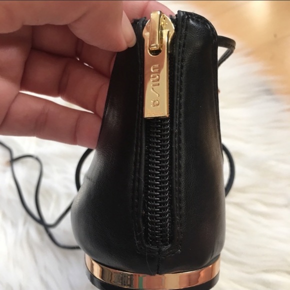 Gladiator Sandal with Gold Accents - Picture 4 of 6